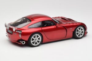TVR Sagaris Röd Revell 1:18 08816 Metall — bild 3 av 8