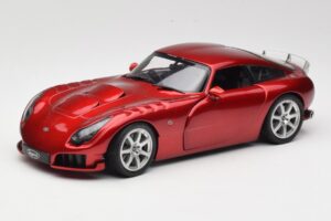 TVR Sagaris Röd Revell 1:18 08816 Metall