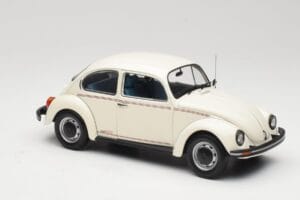 Volkswagen 1200 Jeans Bug Vit Minichamps 1:18 150057101 Metall — bild 6 av 8