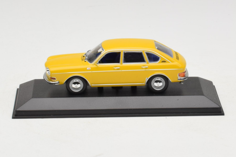 Volkswagen 411 Gul Minichamps 1:43 VW005 Metall
