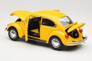 Volkswagen Beetle 1200 Gul Minichamps 1:18 150057106 Metall — bild 5 av 8