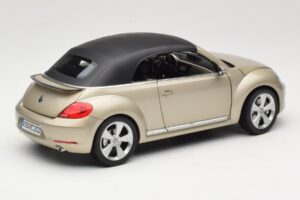 Volkswagen Beetle A5 Cabriolet Grå Kyosho 1:18 5C3099302P7W Metall — bild 3 av 8