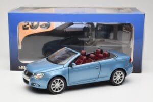 Volkswagen Eos Blå Norev 1:18 188422 Metall — bild 8 av 8
