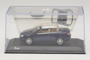 Volkswagen Eos Cabriolet Blå Minichamps 1:43 1F0099300D5Q Metall — bild 4 av 5