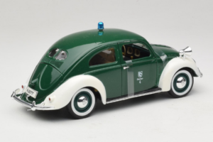 Volkswagen Export Sedan Police Maisto 1:18 56004 Metall — bild 2 av 6