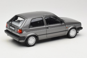 Volkswagen Golf Mk2 Champion Grå Metallic Norev 1:18 188564 Metall — bild 3 av 8