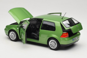Volkswagen Golf GTI Mk4 Grön Metallic Norev 1:18 188571 Metall — bild 5 av 8