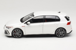 Volkswagen Golf GTI Mk8 White Metallic Norev 1:18 188593 Metall — bild 4 av 8