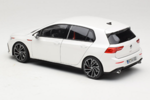 Volkswagen Golf GTI Mk8 White Metallic Norev 1:18 188593 Metall — bild 7 av 8