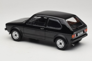 Volkswagen Golf Mk1 GTI Svart Norev 1:18 188487 Metall — bild 7 av 8