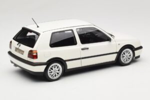 Volkswagen Golf Mk3 GTI Candy White Norev 1:18 188508 Metall — bild 3 av 8