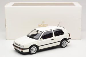 Volkswagen Golf Mk3 GTI Candy White Norev 1:18 188508 Metall — bild 8 av 8