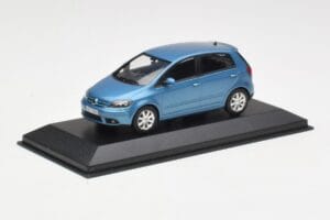 Volkswagen Golf Plus Mk5 Blue Metallic Minichamps 1:43 GOLF002 Metall — bild 2 av 4