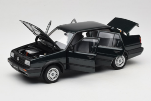 Volkswagen Jetta Mk3 CL Svart Icartime 1:18 JETTA001 Metall — bild 2 av 8