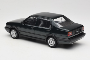 Volkswagen Jetta Mk3 CL Svart Icartime 1:18 JETTA001 Metall — bild 7 av 8