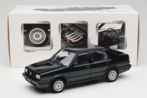 Volkswagen Jetta Mk3 CL Svart Icartime 1:18 JETTA001 Metall — bild 8 av 8
