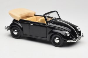 Volkswagen Beetle Cabriolet Svart Maisto 1:18 37800-M6 Metall — bild 6 av 8