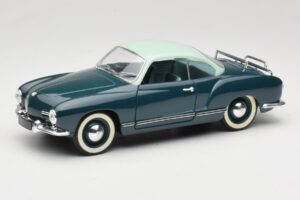 Volkswagen Karmann Ghia Blå Solido 1:18 8061 Metall