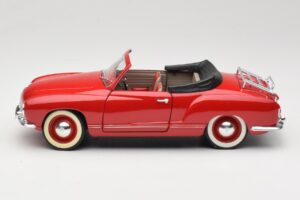 Volkswagen Karmann Ghia Cabriolet Röd Solido 1:18 8058 Metall — bild 4 av 8
