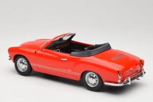 Volkswagen Karmann Ghia Cabriolet Röd Minichamps 1:18 155054030 Metall — bild 5 av 6