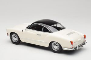 Volkswagen Karmann Ghia Gräddvit Svart Minichamps 1:18 155054021 Metall — bild 5 av 6