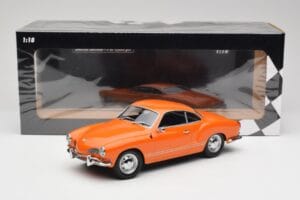 Volkswagen Karmann Ghia Orange Minichamps 1:18 155054020 Metall — bild 6 av 6