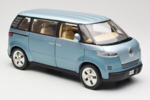 Volkswagen Microbus Concept Ljusgrön Revell 1:18 08444 Metall — bild 6 av 8