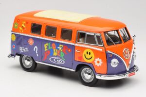 Volkswagen Microbus T1 Flower Power Road Signature 1:18 92329 Metall — bild 6 av 8