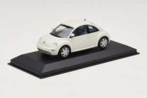 Volkswagen New Beetle Vit Minichamps 1:43 430058005 Metall — bild 2 av 4