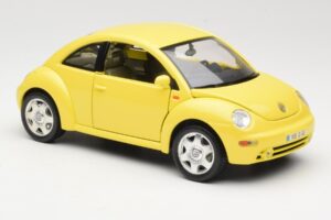 Volkswagen New Beetle Gul Bburago 1:18 BEETLE001 Metall — bild 6 av 8