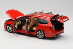 Volkswagen Passat B6 R36 Variant Röd NZG 1:18 KF044-5 Metall — bild 5 av 8