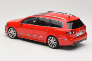 Volkswagen Passat B6 R36 Variant Röd NZG 1:18 KF044-5 Metall — bild 7 av 8