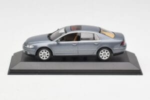 Volkswagen Phaeton 3D Grå Minichamps 1:43 3D0099300GPR7Q Metall