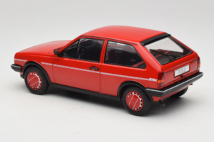 Volkswagen Polo II Coupe Fox MCG 1:18 MCG18523 Metall — bild 5 av 6