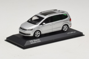 Volkswagen Sharan Silver Minichamps 1:43 400058101 Metall — bild 2 av 5