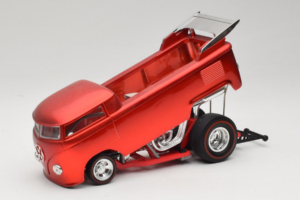 Volkswagen T1 Truck Röd Hot Wheels 1:18 J2895 Metall — bild 2 av 8