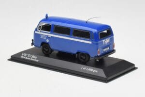 Volkswagen T2 Bus THW Minichamps 1:43 400053094 Metall — bild 3 av 4