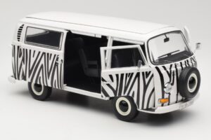 Volkswagen T2a Bus Safari Schuco 1:18 191 Metall — bild 5 av 8