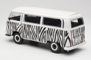 Volkswagen T2a Bus Safari Schuco 1:18 191 Metall — bild 7 av 8
