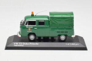Volkswagen T2b Double Cab Flatbed Stadt Solberg Minichamps 1:43 400053261 Metall