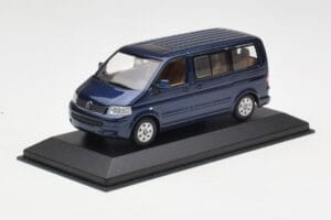 Volkswagen T5 Bus Shadow Blue Minichamps 1:43 842902102 Metall — bild 2 av 4