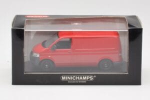 Volkswagen T5 Leveransbil Röd & Svarta Hjul Minichamps 1:43 400052260-B Metall — bild 4 av 4
