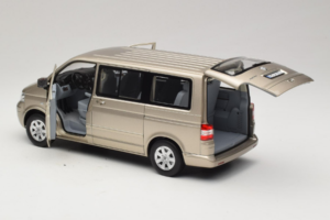 Volkswagen T5 Multivan Beige Metallic Norev 1:18 188602 Metall — bild 7 av 8
