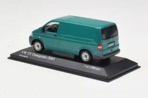 Volkswagen T5 Transporter Grön Minichamps 1:43 400052261 Metall — bild 3 av 4