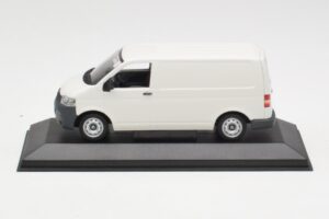 Volkswagen T5 Transporter Vit Minichamps 1:43 T5002-B Metall