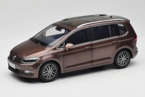 Volkswagen Touran 5T Brun Paudi Model 1:18 ZVE000003BRA Metall