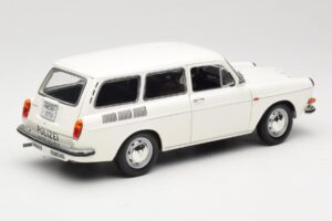 Volkswagen Type 3 1600 L Variant Polis Minichamps 1:18 100051091 Metall — bild 3 av 8
