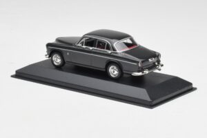 Volvo 121 Amazon Grå Minichamps 1:43 430171061 Metall — bild 3 av 4