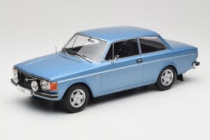 Volvo 142 Ljusblå MCG 1:18 MCG18444 Metall