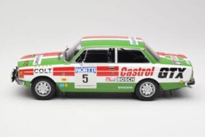 Volvo 142 #5 H. Mikkola / E. Rautanen Rally 1000 Lakes 1973 MCG 1:18 MCG18529R Metall — bild 3 av 6